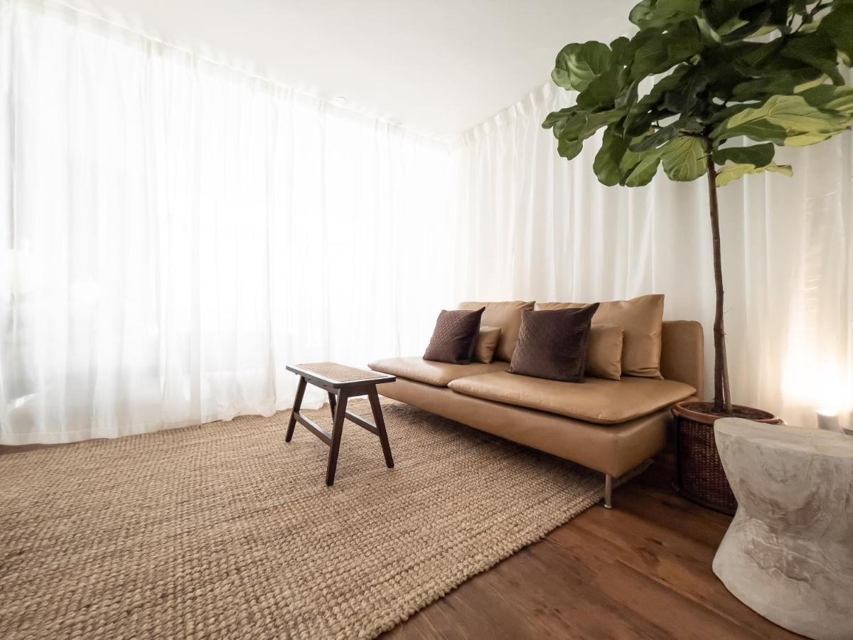 דירות לונדון The Chamberlin, Powell & Bon, By The Design Traveller מראה חיצוני תמונה